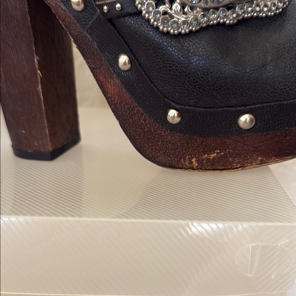 Vince Camuto Black Leather Clogs with Silver Jeweled Accents - Picture 5 of 6